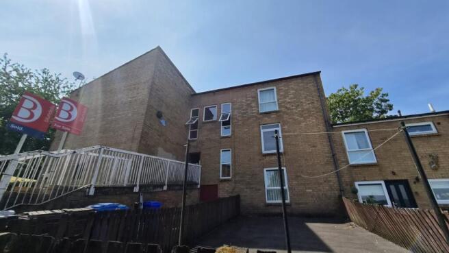 1 bed Apartment to rent Image 9