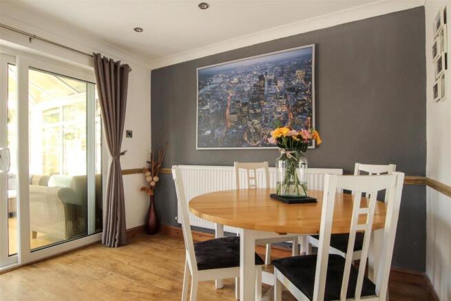 Dining Area.jpg
