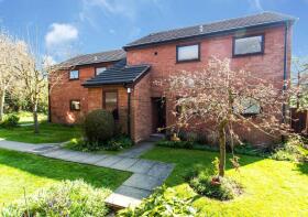 13, 31 Lynbury Court, Rickmansworth Road, Watford WD18 7HL