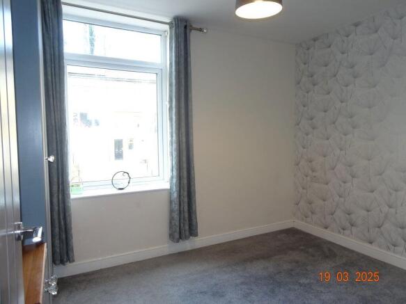 3 bed Terraced to rent Image 11