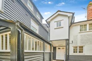 3, White Horse Apartments, Hill Street, Saffron Walden CB10 1JD
