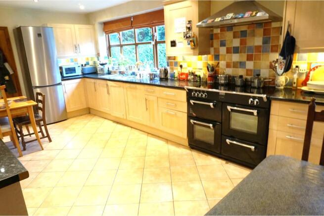 Kitchen / Breakfast