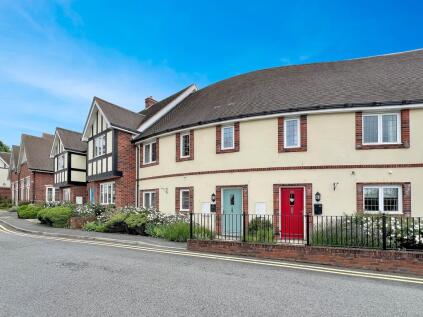 Dame Mary Walk, Halstead, CO9