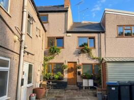 1, Brookes Yard, Stockwell Head, Hinckley LE10 1RE