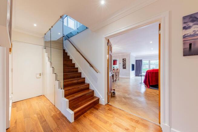 Entrance Hall (2)