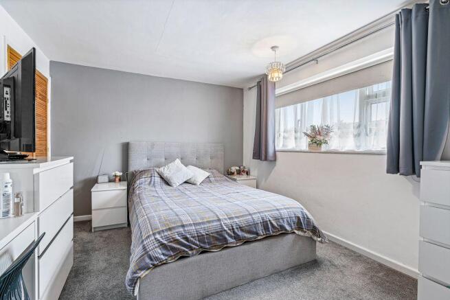 Bedroom 1 (Double)