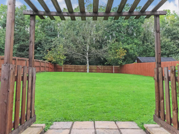 Rear garden 2.JPG