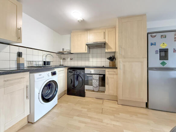 2 bed Apartment for sale Image 7