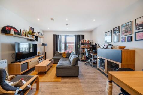 Waterfront Heights, 152a Mount Pleasant, Wembley, HA0