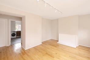 Flat 11, Mansfield Heights, Great North Road, Hornsey, London N2 0NY