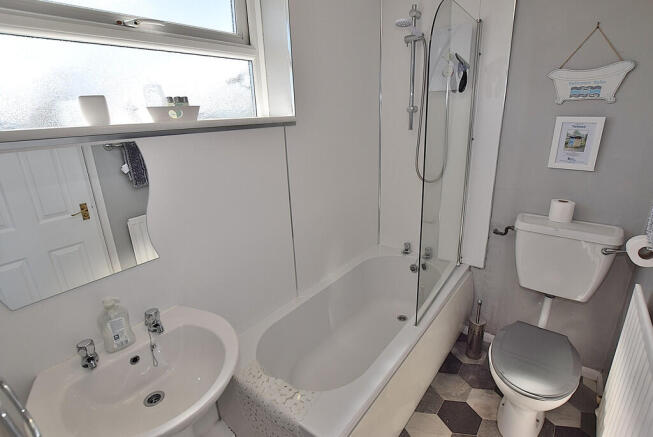 2 bed Semi-Detached for sale Image 10