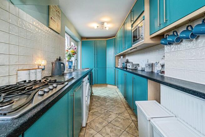 3 bed Semi-Detached for sale Image 5
