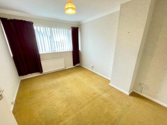 8 Seaview Gardens...