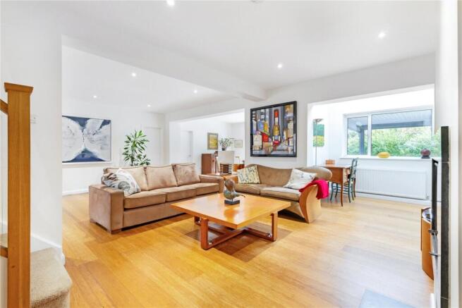 Sitting/Dining Room