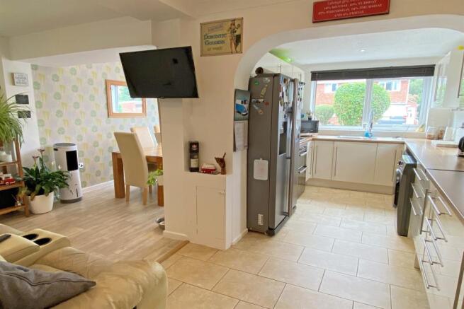 Kitchen/Living Room 