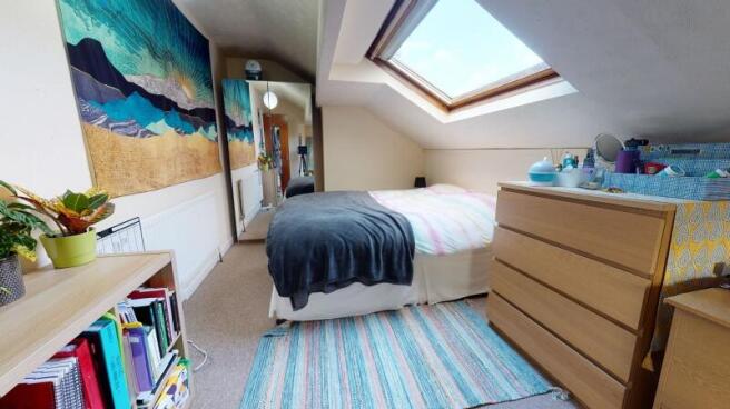 5 bed End of Terrace to rent Image 5