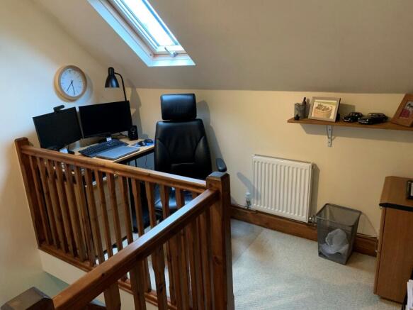 Photo 16