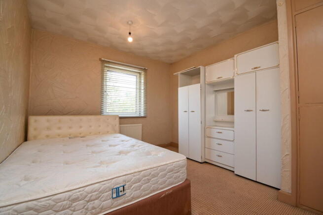 3 bed Semi-Detached for sale Image 10