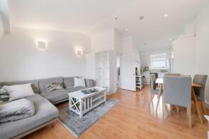 Flat 7, 27-29, Balham High Road, London SW12 9AL