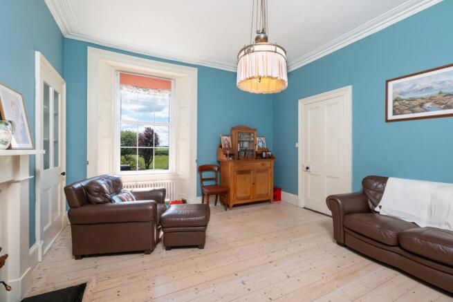 Living Room/Snug/Downstairs Bedroom 5