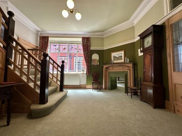 RECEPTION HALLWAY