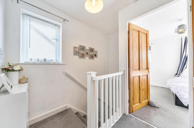 2 bed Semi-Detached for sale Image 9