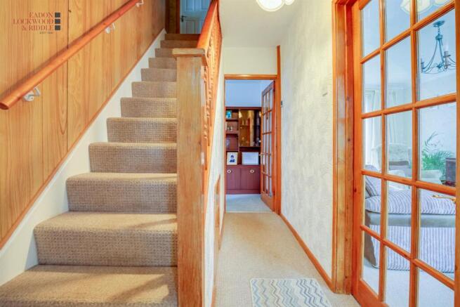 3 bed Semi-Detached for sale Image 8
