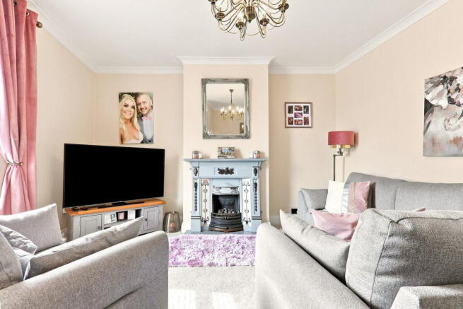 4 bed Terraced for sale Image 5