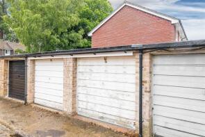 4, Greenholme, Camberley GU15 1RR