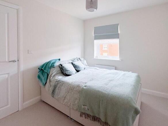 3 bed Terraced for sale Image 9