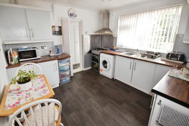 Lyndhurst Avenue, Skegness, PE25 photo 4