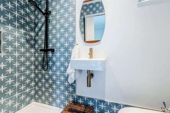 2 bed Apartment for sale Image 7
