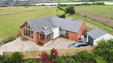 Sandy Lane, nr. Franche, Kidderminster, DY11 5QZ