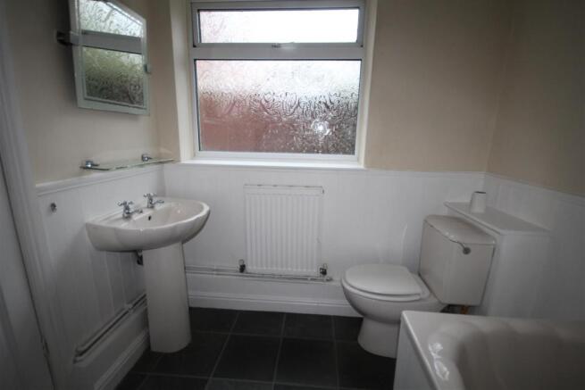Thurnham St bathroom