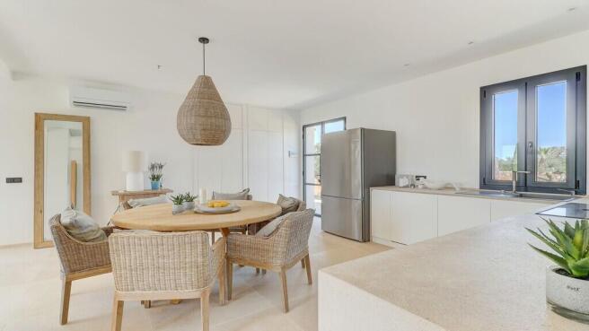 Kitchen and dining 1