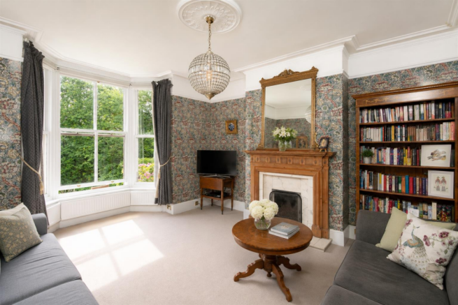 3 bed Terraced for sale Image 4