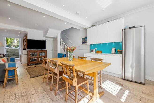 Kitchen/Dining