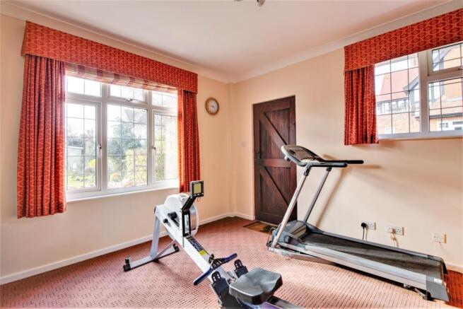 HOME OFFICE / GYM
