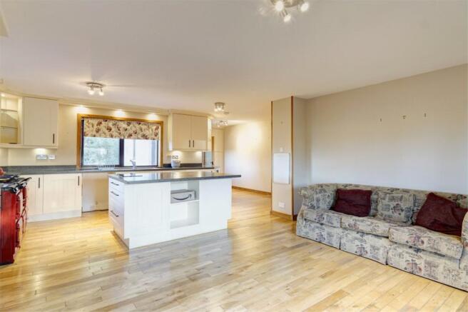 Kitchen/Dining/Liv'g
