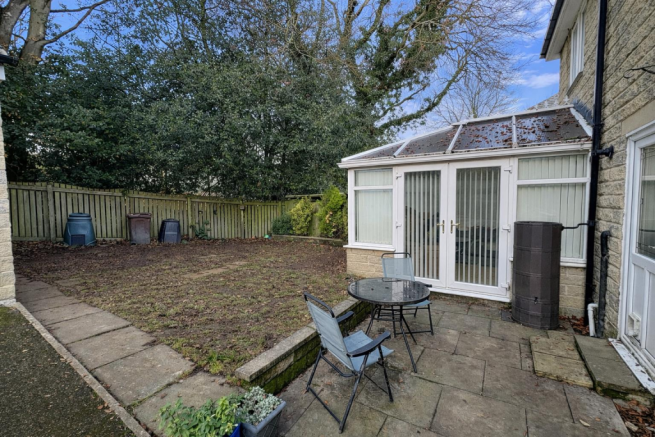 4 bed Detached for sale Image 4