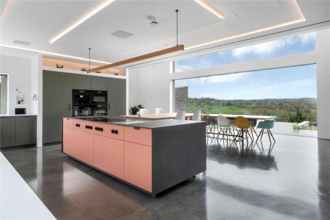 Kitchen/Dining