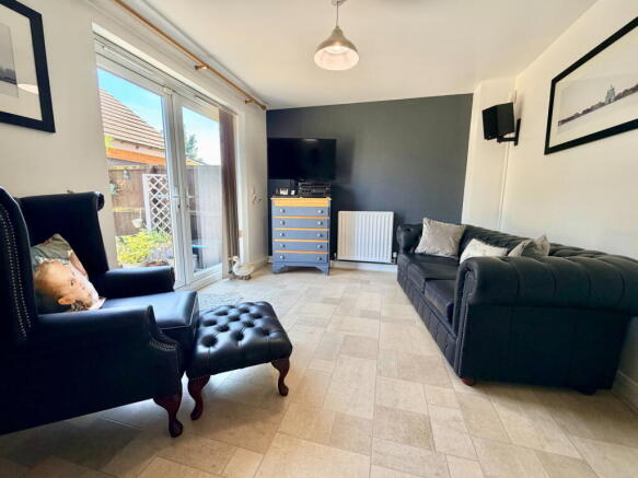 4 bed Detached for sale Image 7
