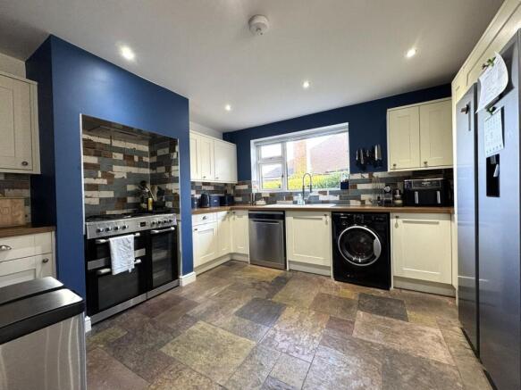 Fitted Kitchen