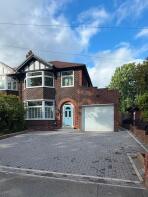 15, Broadway, Manchester M28 7DS