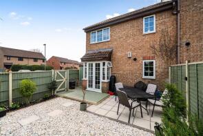 28, Dryden Close, Fareham PO16 7NJ