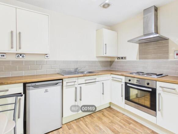 Kitchen & Living area