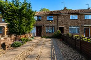 114, Albert Drive, Sheerwater, Woking GU21 5UA