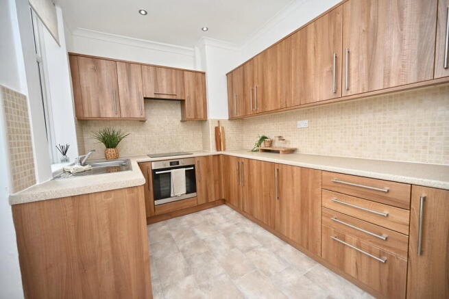 2 bed Terraced for sale Image 8