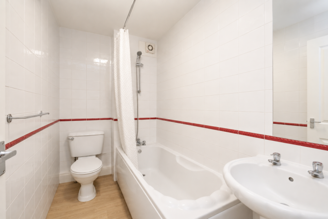 2 bed Apartment for sale Image 10