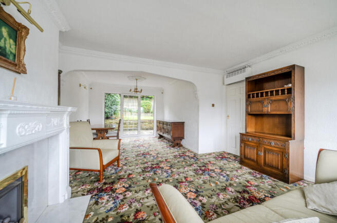 3 bed Semi-Detached for sale Image 4